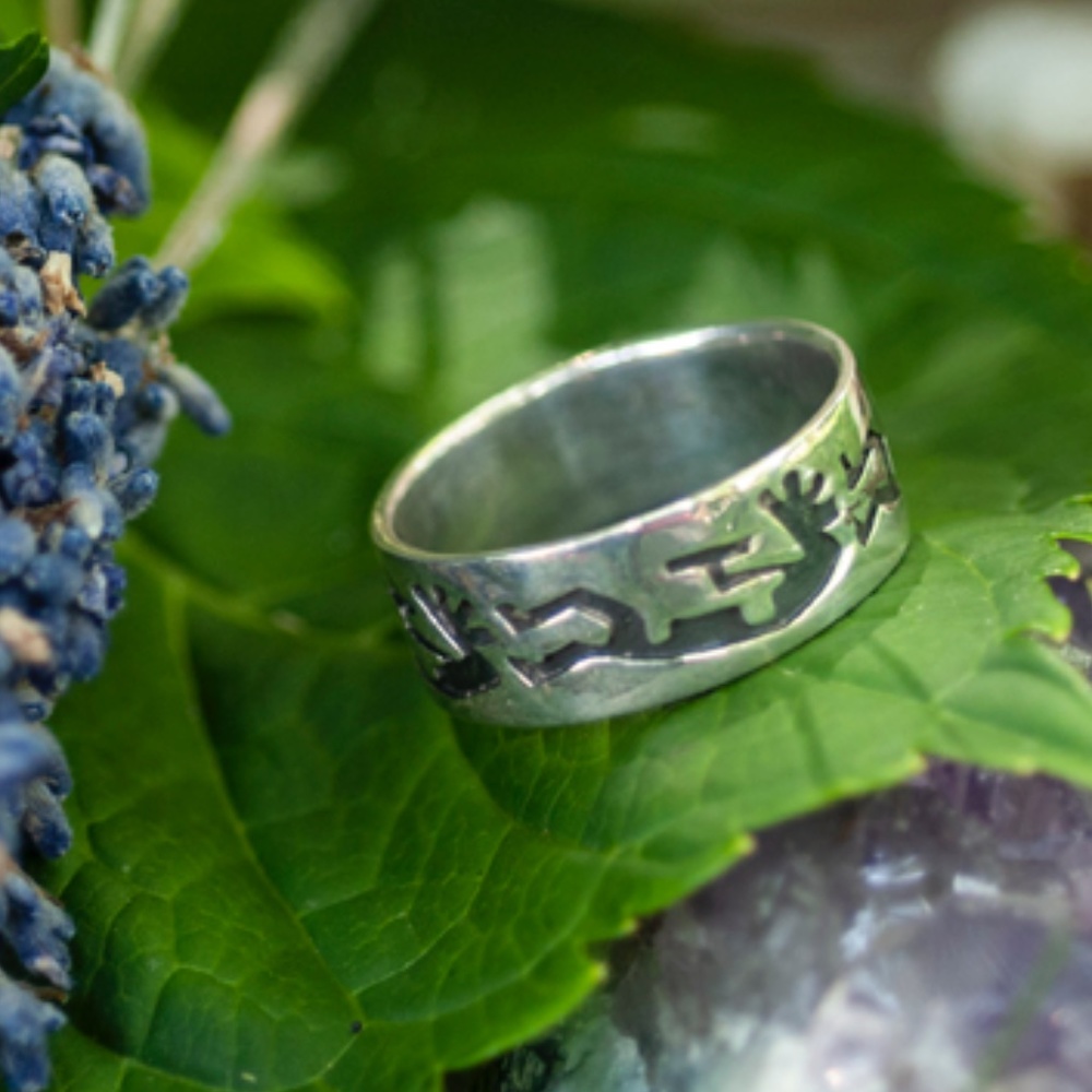 Kokopelli Handmade Man Music Playing Dancing Silver Ring